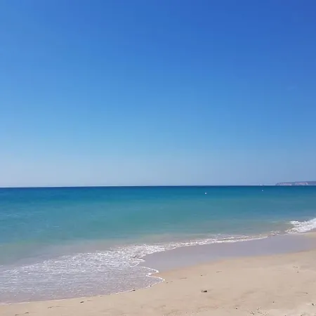 Aretusa El Velero 公寓